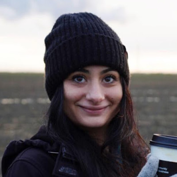 Meet your Posher, Elaina - Picture 1 of 1